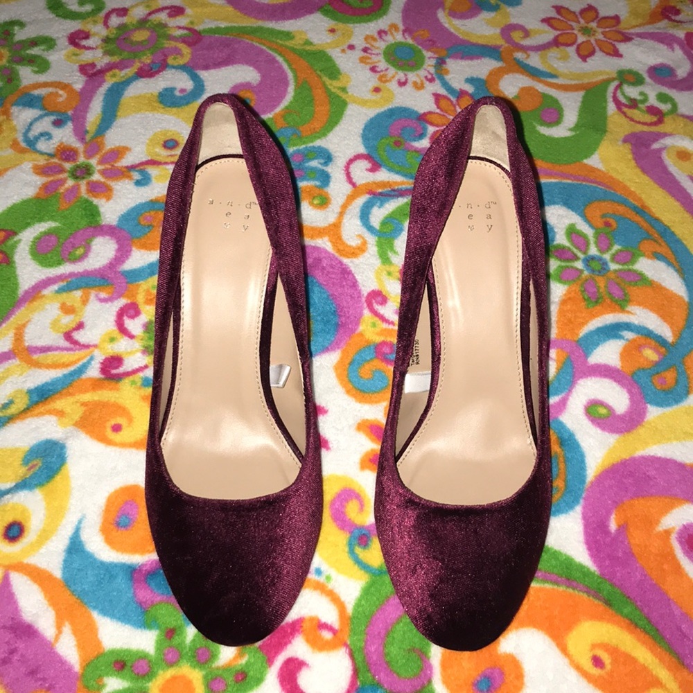Red/Purple Velvet Heels- Beautiful!